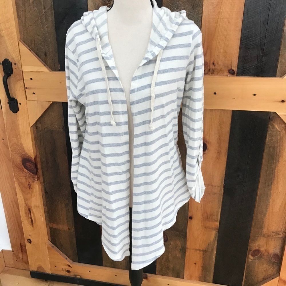 Miss Chievous fly away knit top, size L